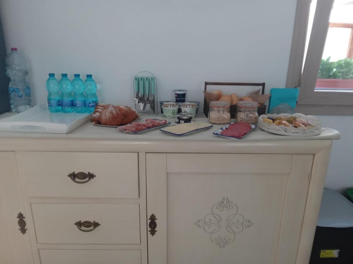B&B Luchia Orosei Exteriör bild